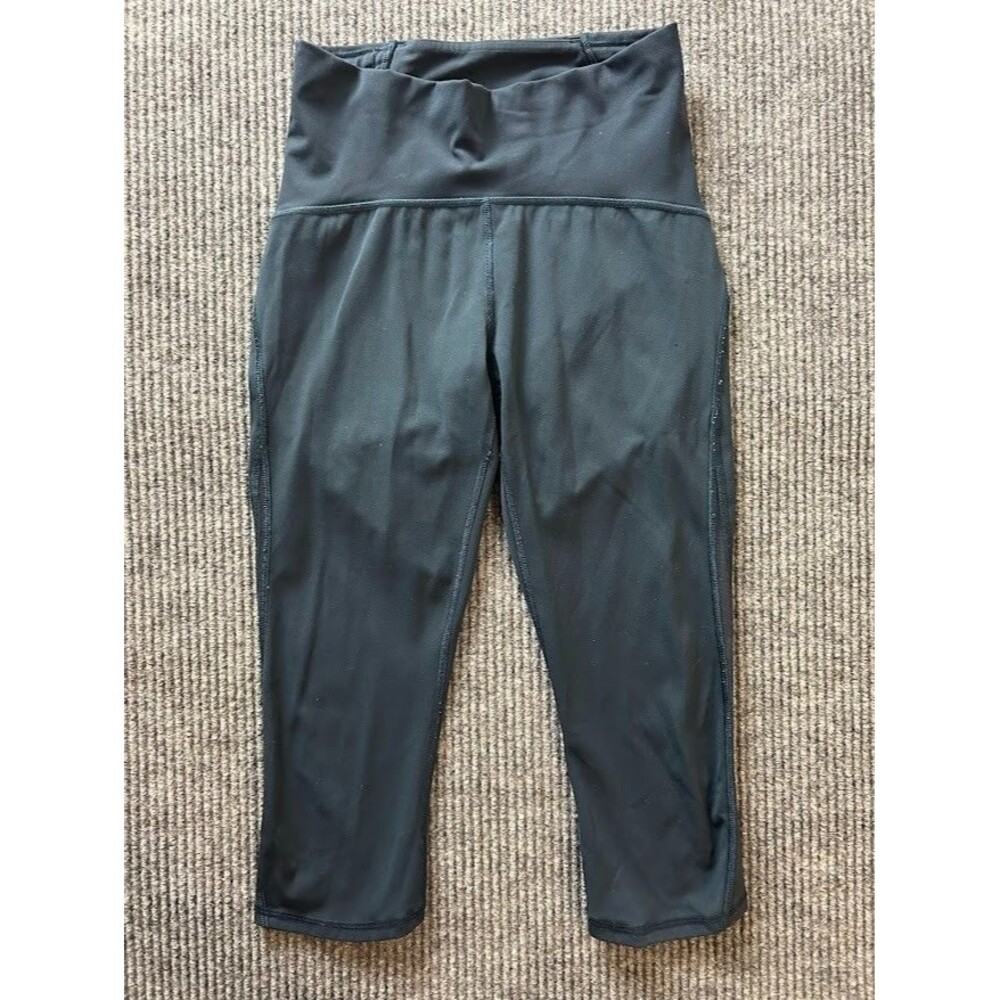 Lululemon Side Leg Mesh Paneling Black Cropped LUXTREME Leggings Size 4